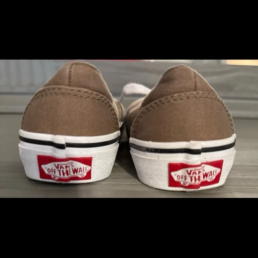 Vans Kids Brown Canvas Sneakers with White Laces